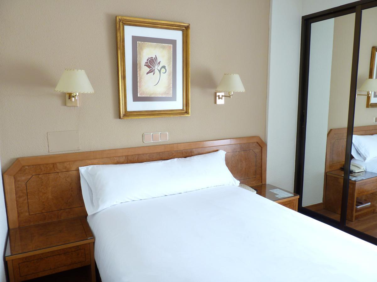 Hotel Don Carmelo Ávila المظهر الخارجي الصورة